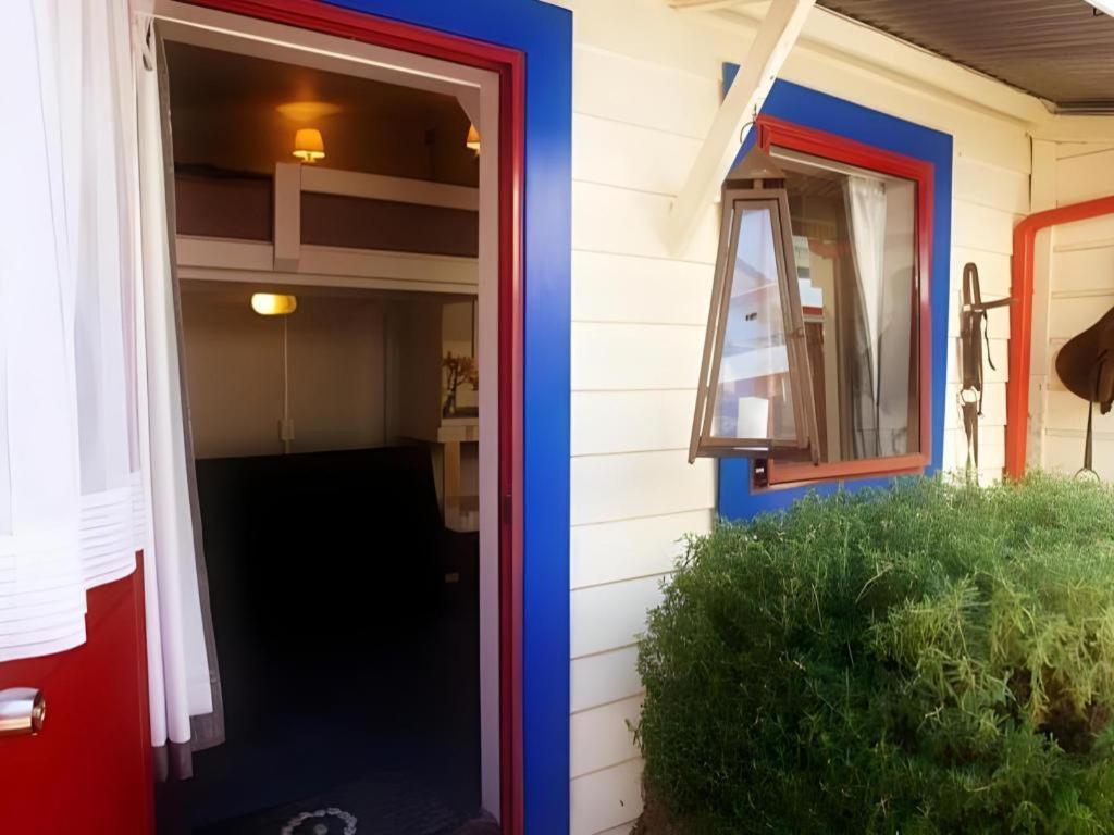Stables Lodge Backpackers Napier Exteriör bild