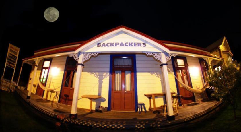 Stables Lodge Backpackers Napier Exteriör bild