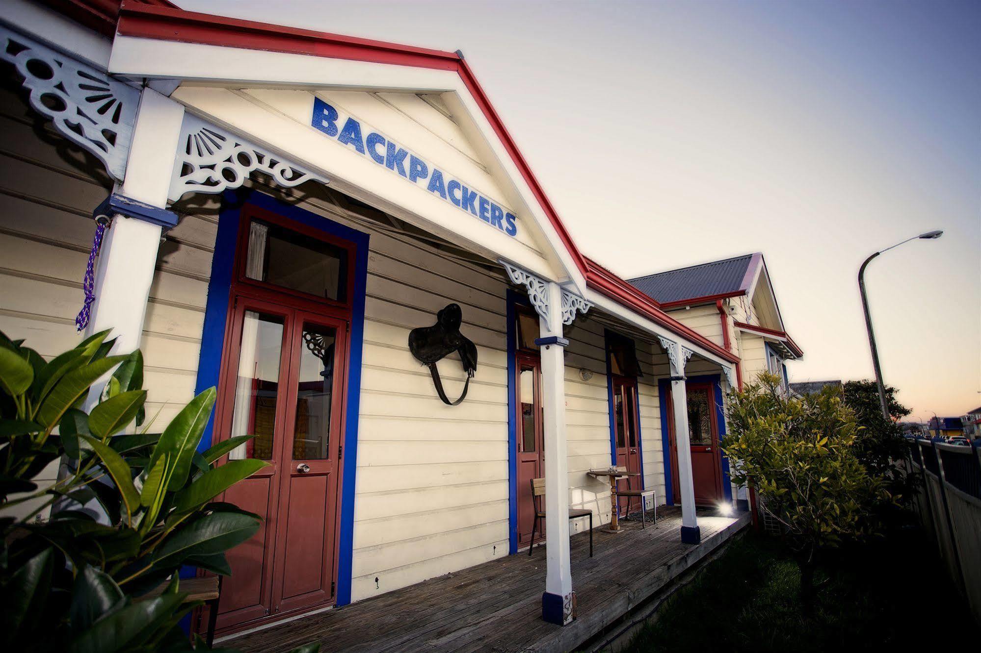 Stables Lodge Backpackers Napier Exteriör bild