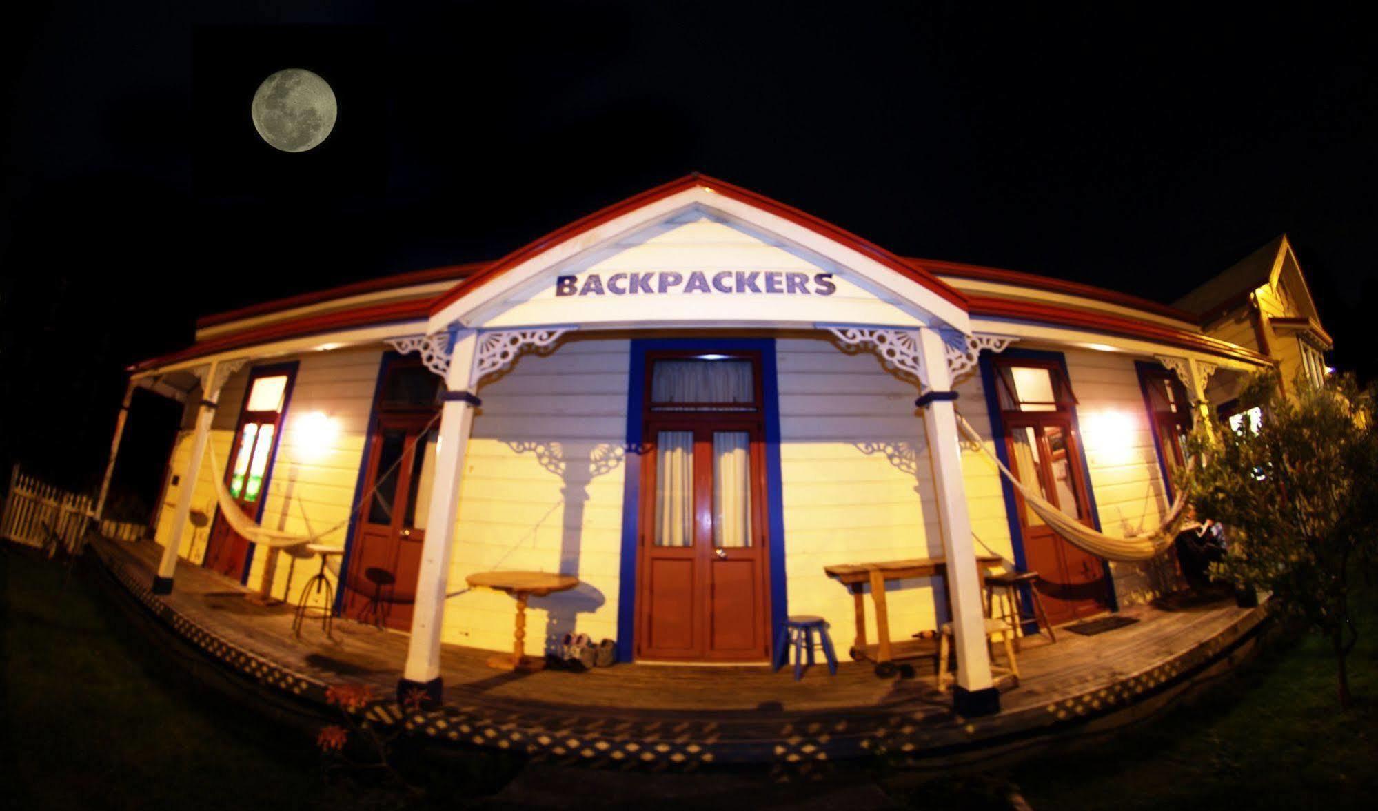 Stables Lodge Backpackers Napier Exteriör bild